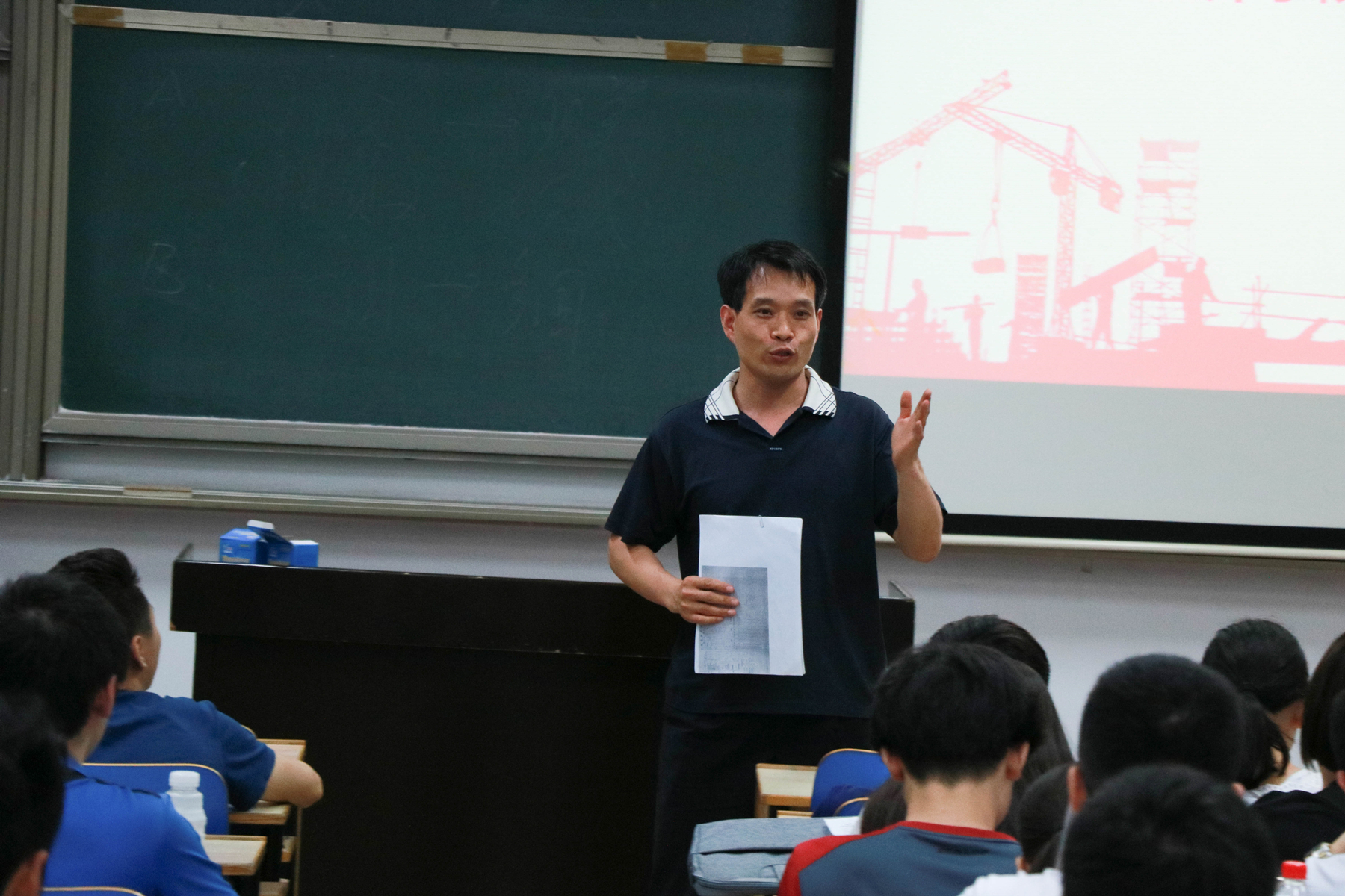 崇尚实践、知行并重,青春的汗水永远在路上——91直播
召